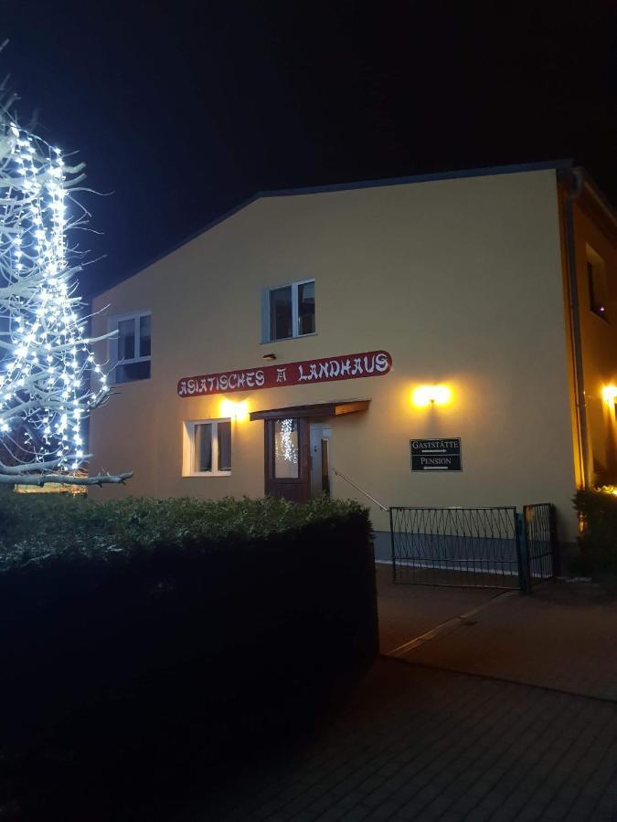Asiatisches Landhaus Braunsbedra Екстер'єр фото